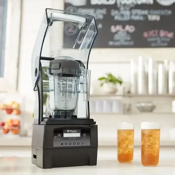 Prepara frappés en segundos con la potencia y el diseño avanzado de la Vitamix The Quiet One.