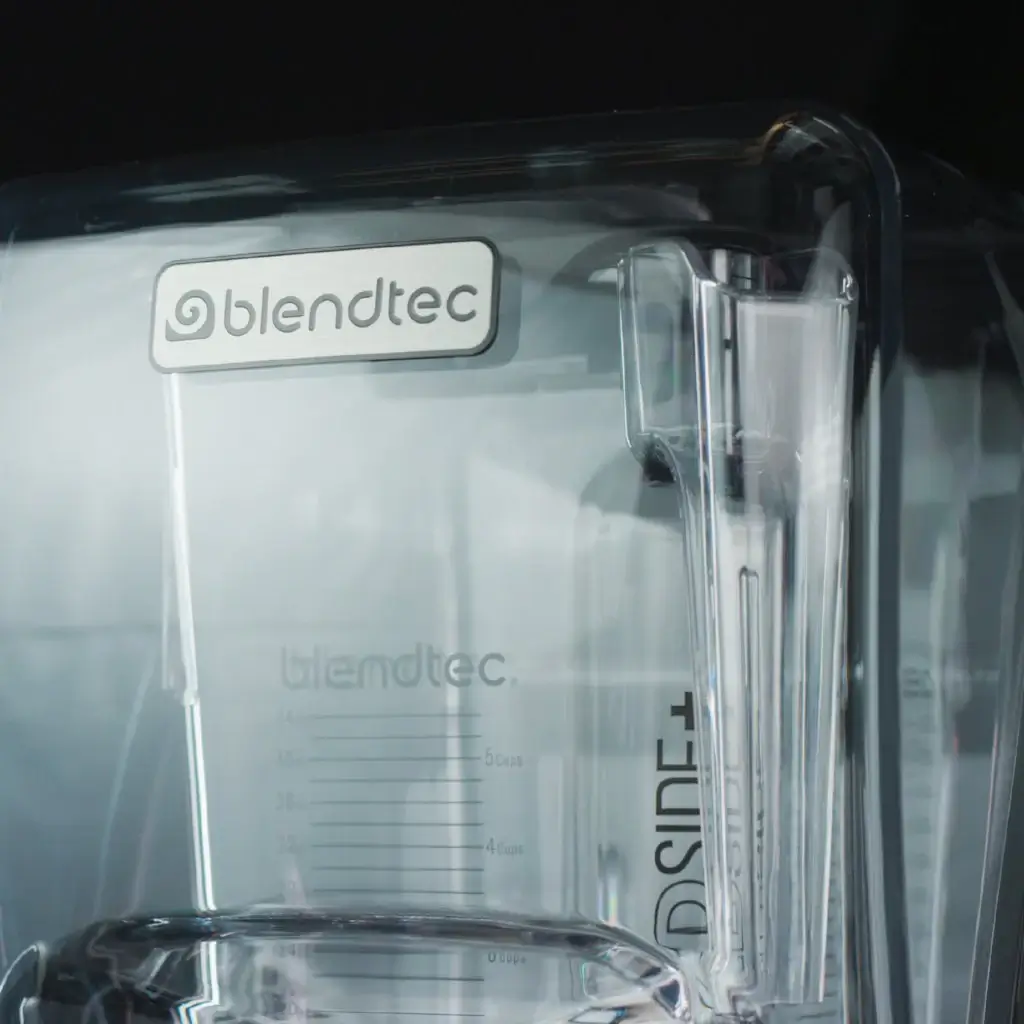 Cabina acústica de licuadora Blendtec Stealth X para uso comercial